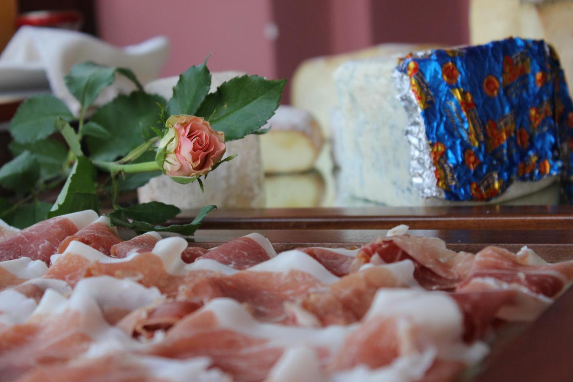 Villa Soleil Colleretto Giacosa エクステリア 写真